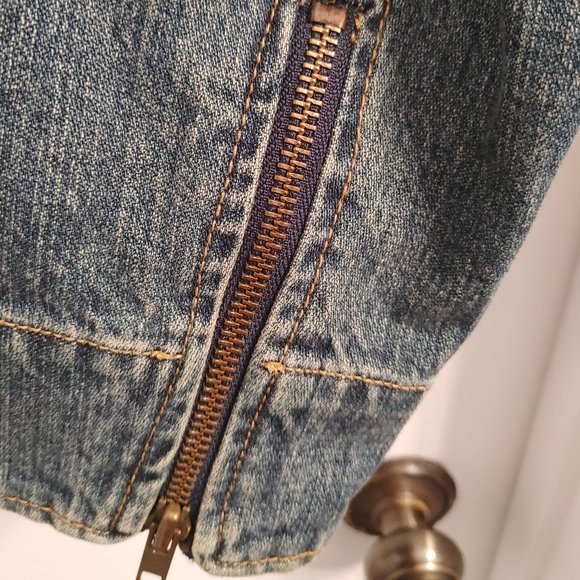 Zippered Denim Jacket - Picture 4 of 6
